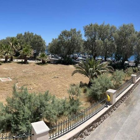 Beach Apartment Edem First Floor بيريفولّوس المظهر الخارجي الصورة
