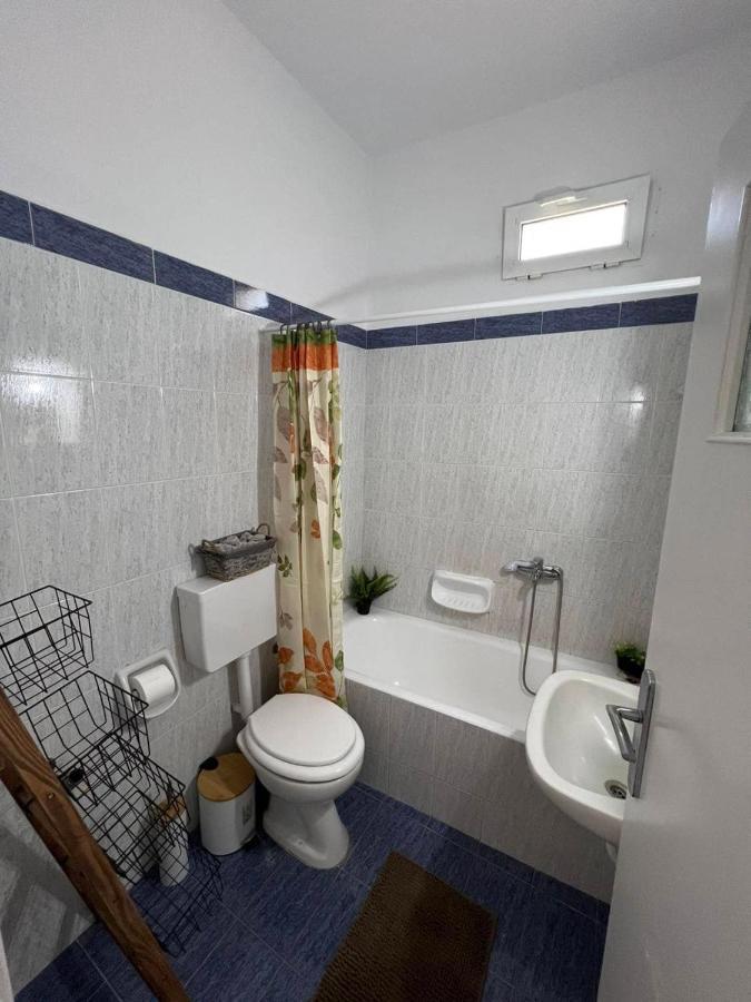 Beach Apartment Edem First Floor بيريفولّوس المظهر الخارجي الصورة