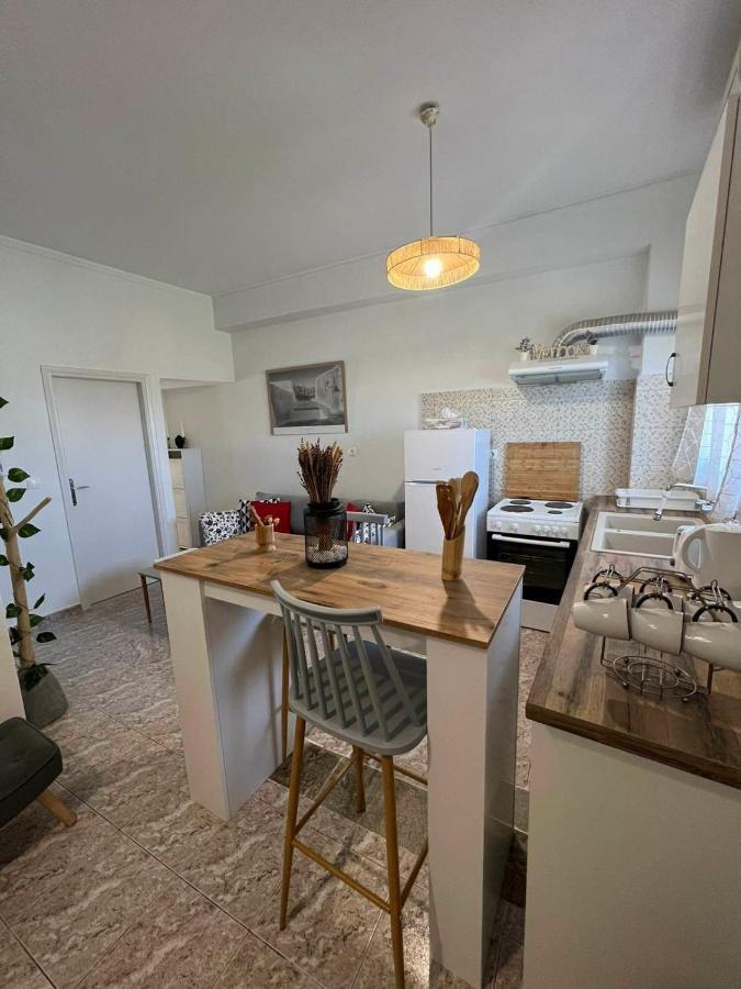 Beach Apartment Edem First Floor بيريفولّوس المظهر الخارجي الصورة